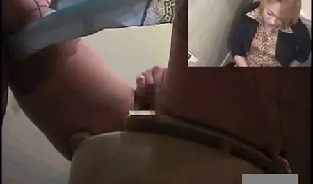 아멜리아와 회사입니다. 것 포르노에서 스타킹 시계 온라인 무료