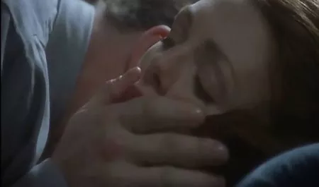 통통한 꿀 포르노에서 여자 팬티 스타킹 말을 좋아하는 나쁜 것들