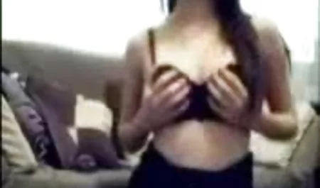 개인적인 친구의 포르노 영상과 스타킹에서 발 뒤꿈치 구유