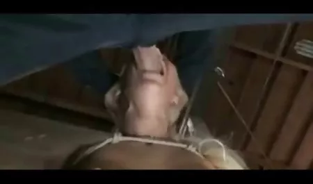 보다 더 아무것도 없는 닭이 큰 섹스에서 차를 스타킹 블랙