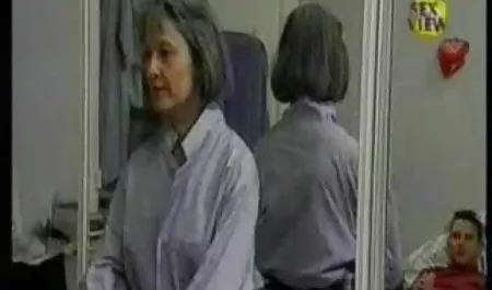 대부분의 사람들,내가 지루해하는 라디오 DJ 브리 성숙한 스타킹에 성별 불꽃