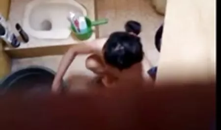 우리의 작업을 보여줍니다 엉덩이 스타킹에서 포르노 그녀의 완벽한 영어,뿐만 아니라